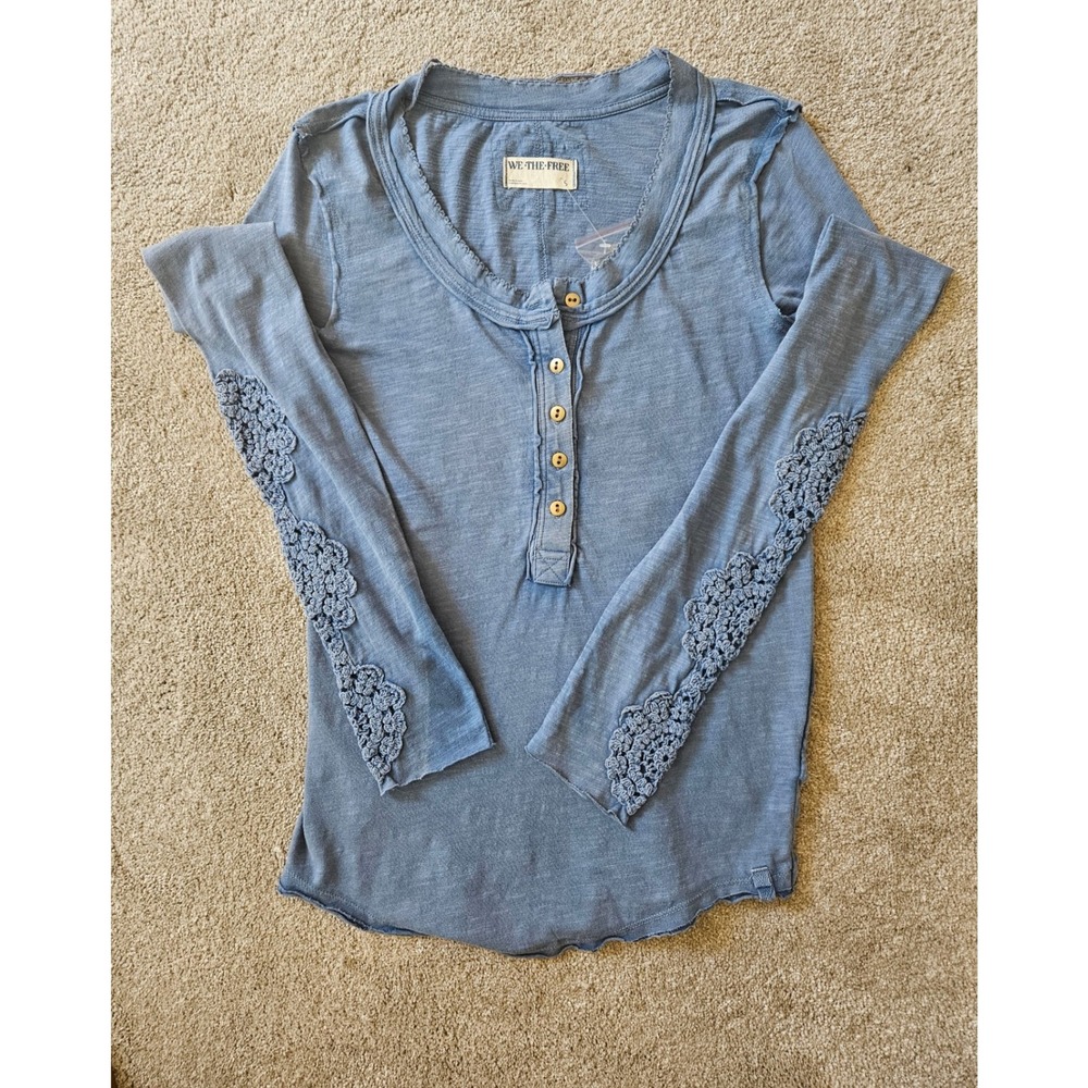 We The Free Henley Top Women Size S Blue Crochet Lace Long Sleeve Cotton Boho